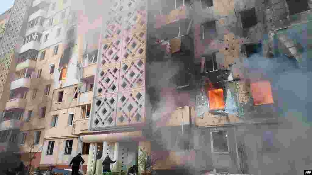 A városban kilencen estek áldozatul az orosz támadásnak, amely az eddigi egyik legvéresebb volt azok közül, amelyek a nyugati országrészt érték – közölték az ukrán hatóságok