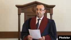 Уже бывший председатель КС Грайр Товмасян (архив)