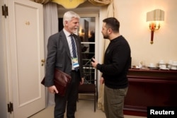 Президенттер В.Зеленский менен П.Павел. Мүнхен. 17.02.2024.