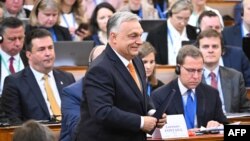 Partidul Fidesz al premierului Orbán propune o înăsprire a măsurilor împotriva societății civile.