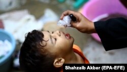 د حکومت دا هڅې په داسې حال کې روانې دي چې په ۲۰۲۱ز کال کې په پاکستان کې د پولیو یوه مثبت پېښه مخې ته راغلې ده. انځور- ارشیف