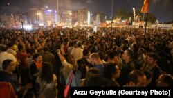 თურქეთში მიმდინარე ანტისამთავრობო გამოსვლებში ფეხბურთის ქომაგებიც მონაწილეობენ