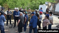 Улукбек Марипов жаңжал болгон аймакта. 3-май, 2021-жыл. 