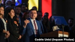 George Simion, în seara alegerilor prezidențiale. Spunea atunci, imediat după publicarea exit-pollurilor, că este învingător. Câteva ore mai târziu, și-a recunoscut înfrângerea.