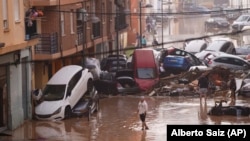 Испаниядагы суу ташкындын кесепети. Валенсия. 30-октябрь, 2024-жыл. 