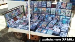 Türkmenistan, ýol ýakasyndaky söwda