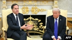 Генералниот секретар на НАТО Марк Руте и претседателот на САД Доналд Трамп на средба во Белата куќа, 22.10.2025