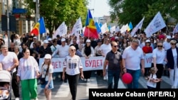Câteva sute de oameni au participat la Marșul Familiei organizat la 15 iunie de partidul Socialiștilor.