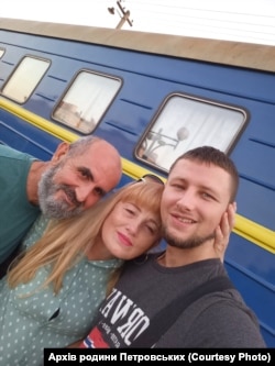 Архивное фото семьи Петровских