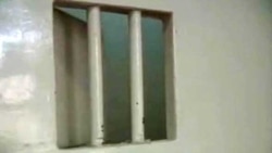 مستند انفرادی؛ بخش چهاردهم: چرا بازجو زندانی را درون سلول انفرادی می‌اندازد؟