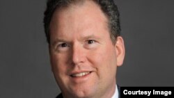 Basener: Dodik želi da kontroliše medijsko okruženje u RS