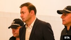 Никола Барбутов в съдебната зала, 16 октомври 2025 г.