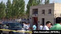 Кытай элчилигинде жарылуу болду