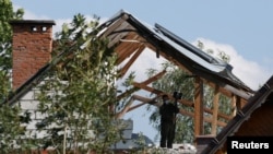 Пашкоджаны расейскім дронам дом у вёсцы Вырыкі Люблінскага ваяводзтва. 10 верасьня 2025