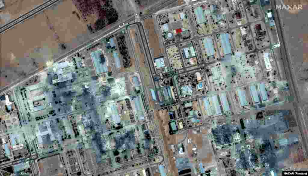 ისპაჰანის გამდიდრების ობიექტის თანამგზავრული სურათი 19 ივნისს და 22 ივნისს, აშშ-ის დარტყმების შემდეგ.