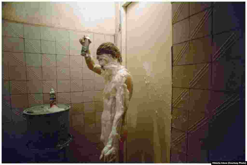 Даючи інтерв&rsquo;ю для The New York Times у 1991 році, через п'ять років після аварії, Івлєва сказала про чоловіків, які працювали всередині реактора, коли вона робила цю світлину: &laquo;Ці хлопці &ndash; мої друзі. І я дивлюся на них і думаю: &laquo;О, Боже! Я скоро побачу їх в труні!&raquo;