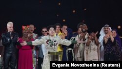 Победитель конкурса "Интервидение" певец из Вьетнама Дык Фук