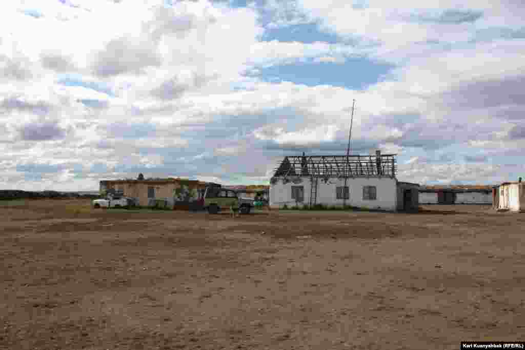 "Атылған көл" түбіндегі қоныс - Шүрек қыстағы.&nbsp;