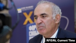 Garry Kasparov.