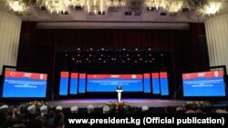 Кыргыз-кытай кызматташтыгынын 30 жылдыгына арналган жыйын. Бишкек. Улуттук филармония.