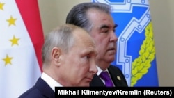 Эмомалӣ Раҳмон, раиси ҷумҳури Тоҷикистон бо Владимир Путин, раиси ҷумҳури Русия