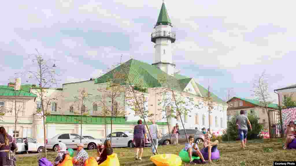 "Тәмле" бәйрәме Мәрҗәни мәчетенә кадәр сузылган иде