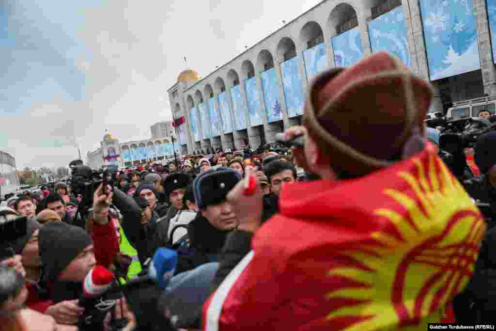 Акция продлилась менее часа. Микрофон был предоставлен только модератору.