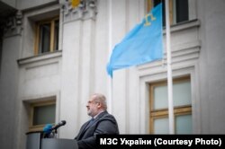 Qırımtatar Milliy Meclisiniñ lideri Refat Çubarov, Kıyiv, 2025 senesi ilk yaz ayınıñ 26-sı