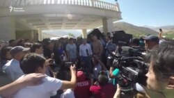 Жээнбеков менен Атамбаев бири-бирин айыптады