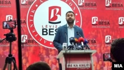 Арјанит Хоџа, генерален секретар на Беса и министер за земјоделие 