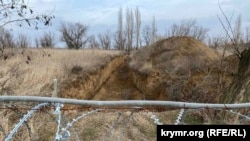 Противотанковый ров на КПВВ «Каланчак», Херсонская область, Херсон, архивное фото