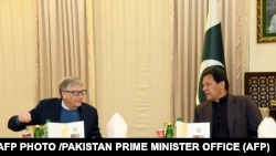 د فبرورۍ پر ۱۷مه پاکستان ته د سفر پرمهال بېل ګېټس له وزيراعظم عمران خان سره پر روغتيايي چارو خبرې وکړې.