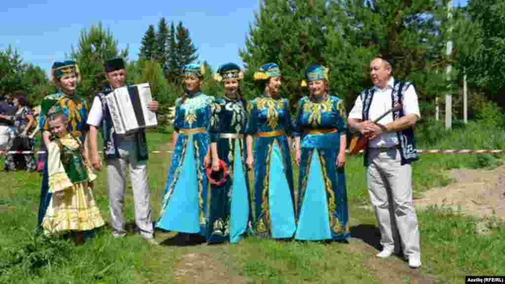 Казакъстанның "Иртеш моңнары" ансамбле 