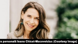 Ioana Chicet-Macoveiciuc este scriitoare și autoare a blogului prințesaurbană.ro.