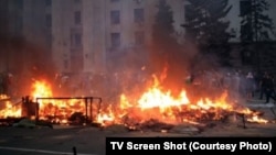 Одессадагы профсоюздук бирикмелердин бул имаратындагы өрттөн ондогон кишилер өлгөн, 3-май, 2014