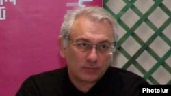 Режиссер Серж Аветикян