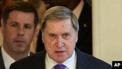 Consilierul președintelui V. Putin, Iuri Ușakov, spune că Vladimir Putin și Donald Trump vor discuta despre „potențialul uriaș neexploatat” al relațiilor economice dintre Rusia și SUA, precum și despre războiuli din Ucraina.