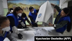 4-октябрда өткөн парламенттик шайлоо учуру. 2020-жыл.