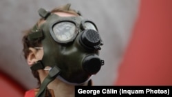 Protest susținut în fața Guvernului României de comunitatea Declic împotriva poluării aerului - București, România, 27 aprilie 2021 