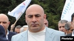 Գագիկ Ծառուկյանի անվտանգության ծառայության պետ Էդուարդ Բաբայան, արխիվ