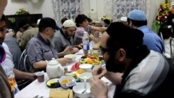 Казан мәчетләрендә ифтар ашлары башланды