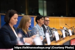 Канфэрэнцыя аб Беларусі ў Эўрапейскім Парлямэнце «Стварэньне падмурку для дэмакратычных зьменаў». Выступае Марта Кос. Брусэль. 8 сьнежня 2025 году