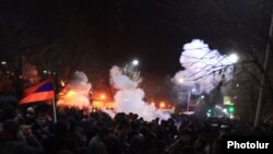 Столкновения между полицейскими и протестующими в Гюмри, 15 января 2015 г․