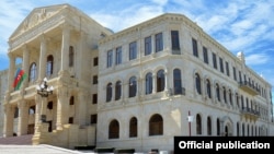 Здание Генеральной прокуратуры Азербайджана в Баку