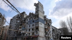 Oficialii ucraineni și-au intensificat eforturile de a evacua locuitorii din Pokrovsk, oraș din ce în ce mai amenințat de înaintarea rusă.