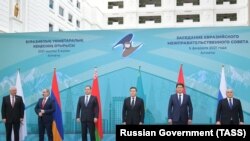 ЕАЭБге мүчө өлкөлөрдүн өкмөт башчылары