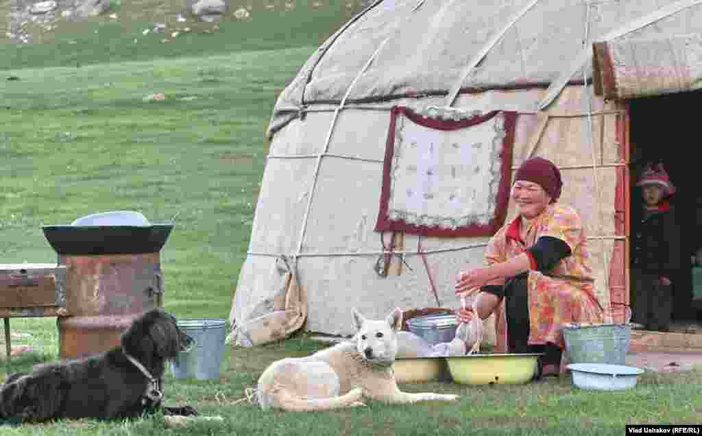 На джайлоо.