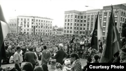 Ачлык тоту акциясе, Казан, Ирек мәйданы, май 1991