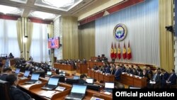 Зал заседаний Жогорку Кенеша. 