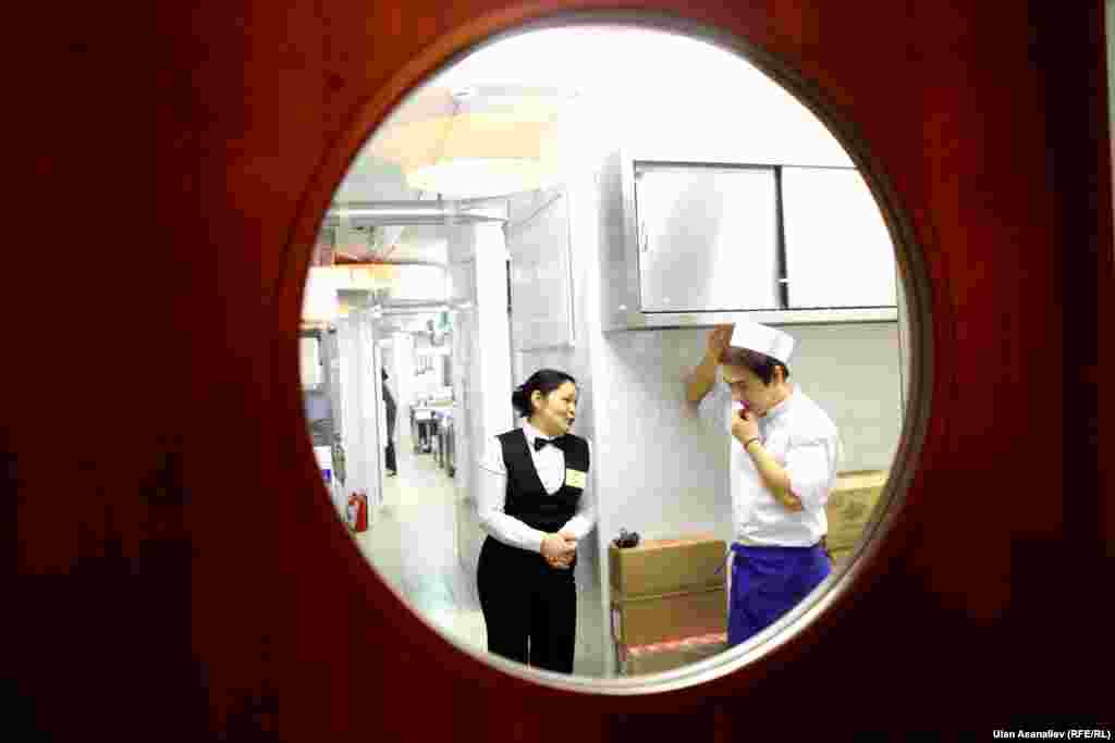 Ара-чолодогу аңгемелешүү.